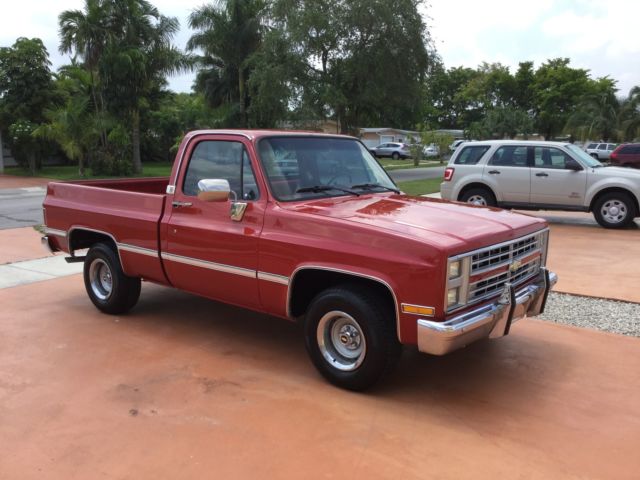 1985 Chevy Chevrolet C-10 Silverado 1985 Chevrolet C-10 Silverado