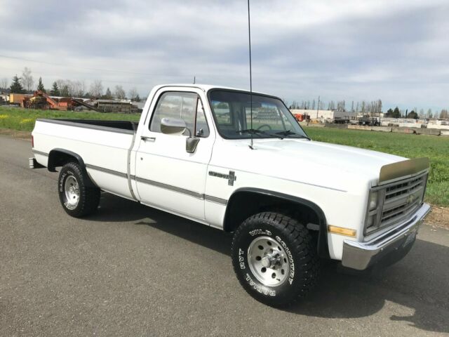 1985 CHEVY C/K 1500 4X4 K10 CUSTOM DELUXE LOW MILES 1 OWNER 4 SPD 1985 Chevrolet C/K Pickup 1500 CUSTOM DELUXE