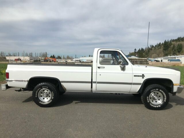 1985 Chevrolet C/K Pickup 1500 CUSTOM DELUXE - photo 6