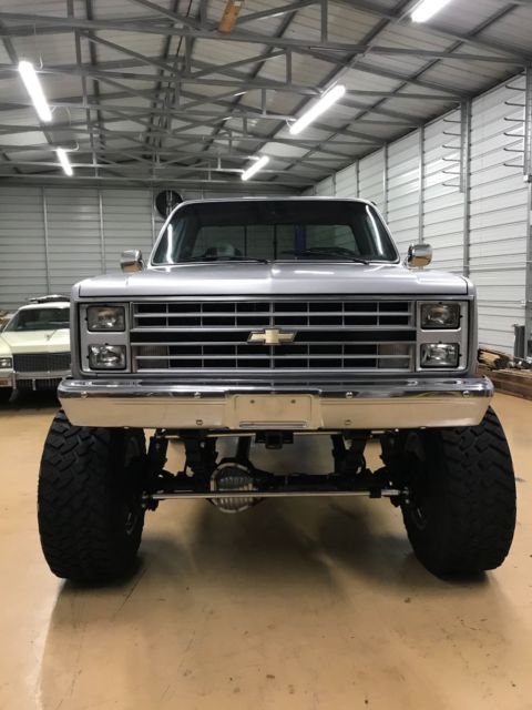1985 Chevrolet C/K Pickup 1500 - photo 4