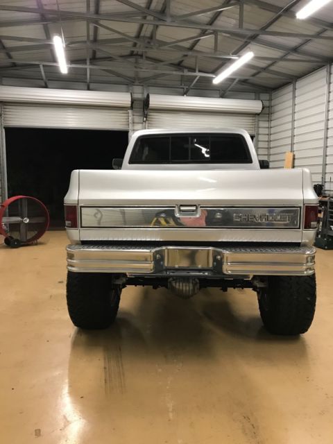 1985 Chevrolet C/K Pickup 1500 - photo 8
