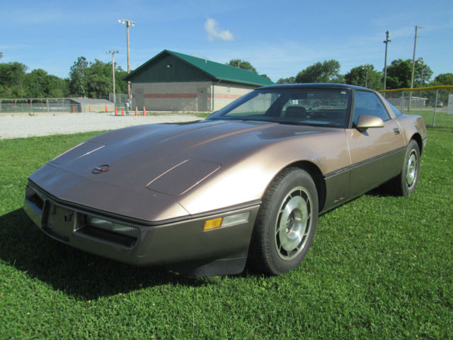 1985 Chevrolet Corvette - photo 2
