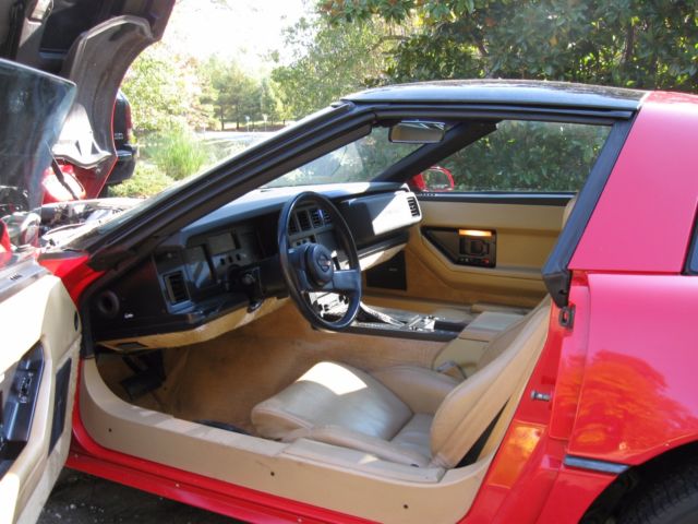1985 Chevrolet Corvette - photo 13