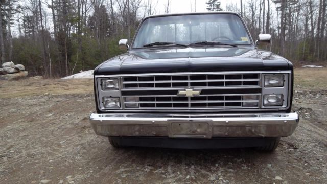 1985 Chevrolet C-10 SILVERADO SCOTTSDALE - photo 2