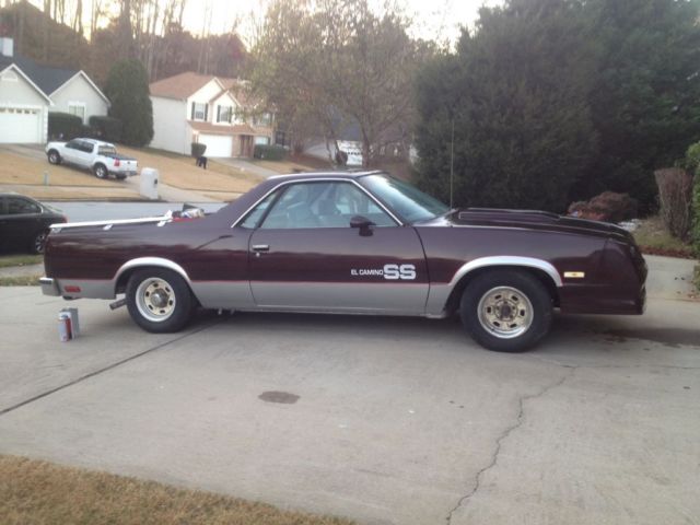1985 Chevy El Camino SS Choo Choo Edition 1985 Chevrolet El Camino All chrome trimming are on the car.