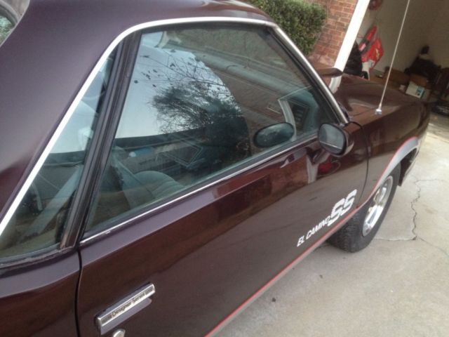 1985 Chevrolet El Camino All chrome trimming are on the car. - photo 2