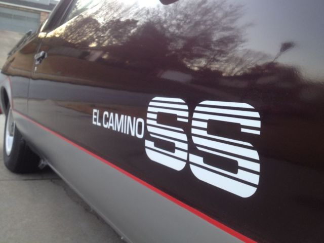 1985 Chevrolet El Camino All chrome trimming are on the car. - photo 7