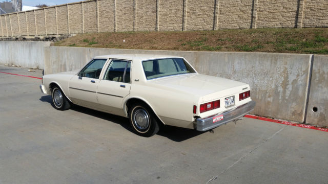 1985 Chevrolet Impala - photo 8