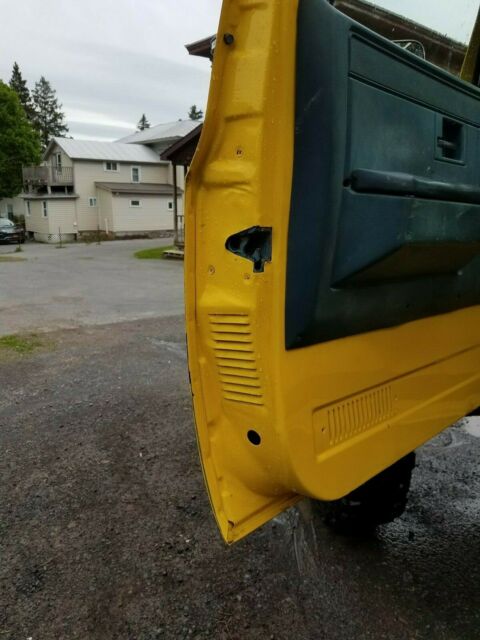 1985 Chevrolet C/K Pickup 2500 K10 - photo 2