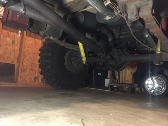 1985 Chevrolet C/K Pickup 1500 Silverado - photo 10