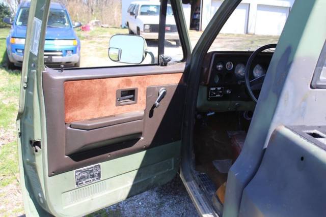 1985 Chevrolet C/K Pickup 3500 - photo 6