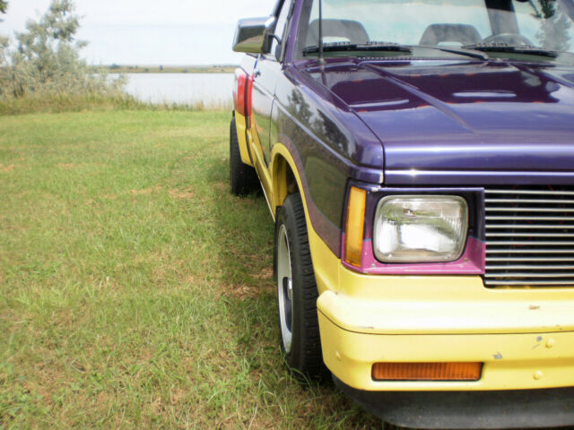 1985 Chevrolet S-10 Custom Modified After-market accessories - photo 8