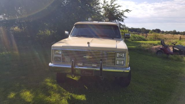 1985 Chevrolet C/K Pickup 1500 - photo 3