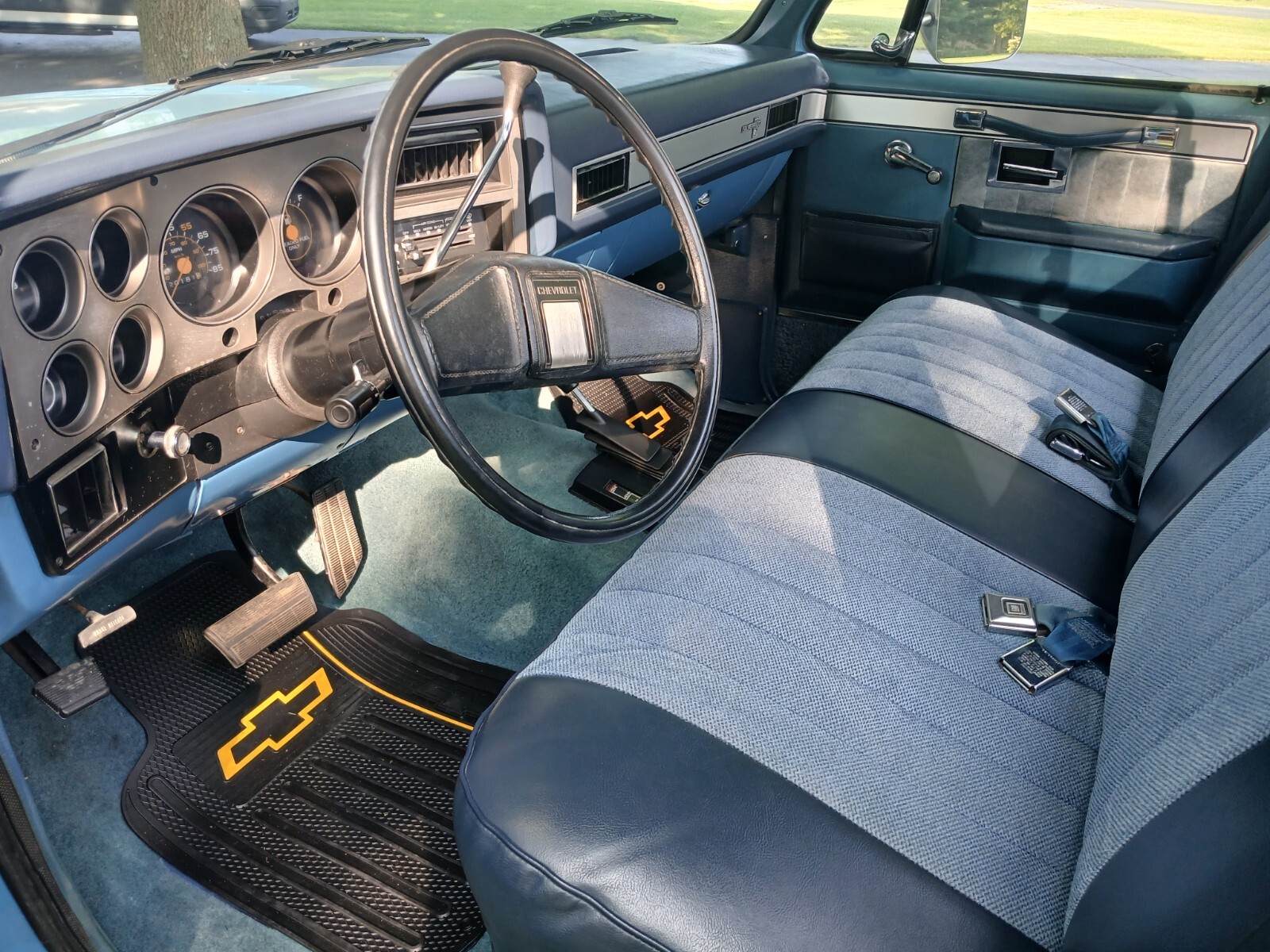 1985 Chevrolet 1/2 Ton Pickup - photo 12