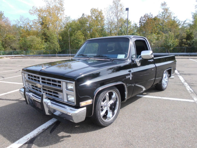 1985 CHEVY SILVERADO SHORT BED HOT ROD LOWERED AND LOADED 1985 Chevrolet C-10 SILVERADO