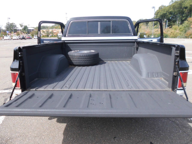 1985 Chevrolet C-10 SILVERADO - photo 10