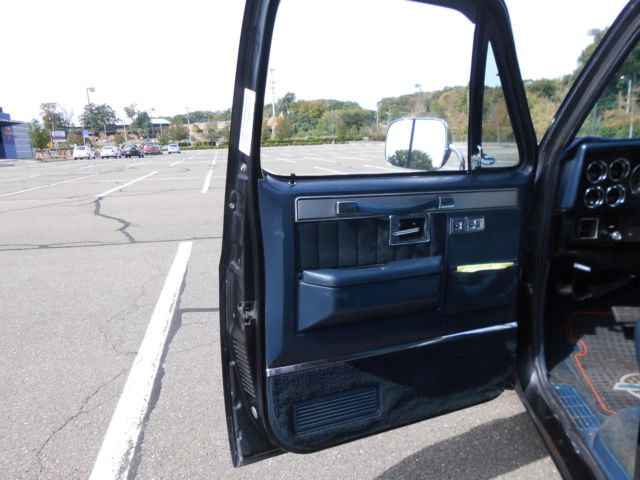 1985 Chevrolet C-10 SILVERADO - photo 9