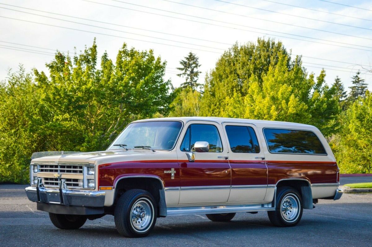 1985 Chevrolet Suburban ~ 4X4 ~ 85K MILES - photo 11