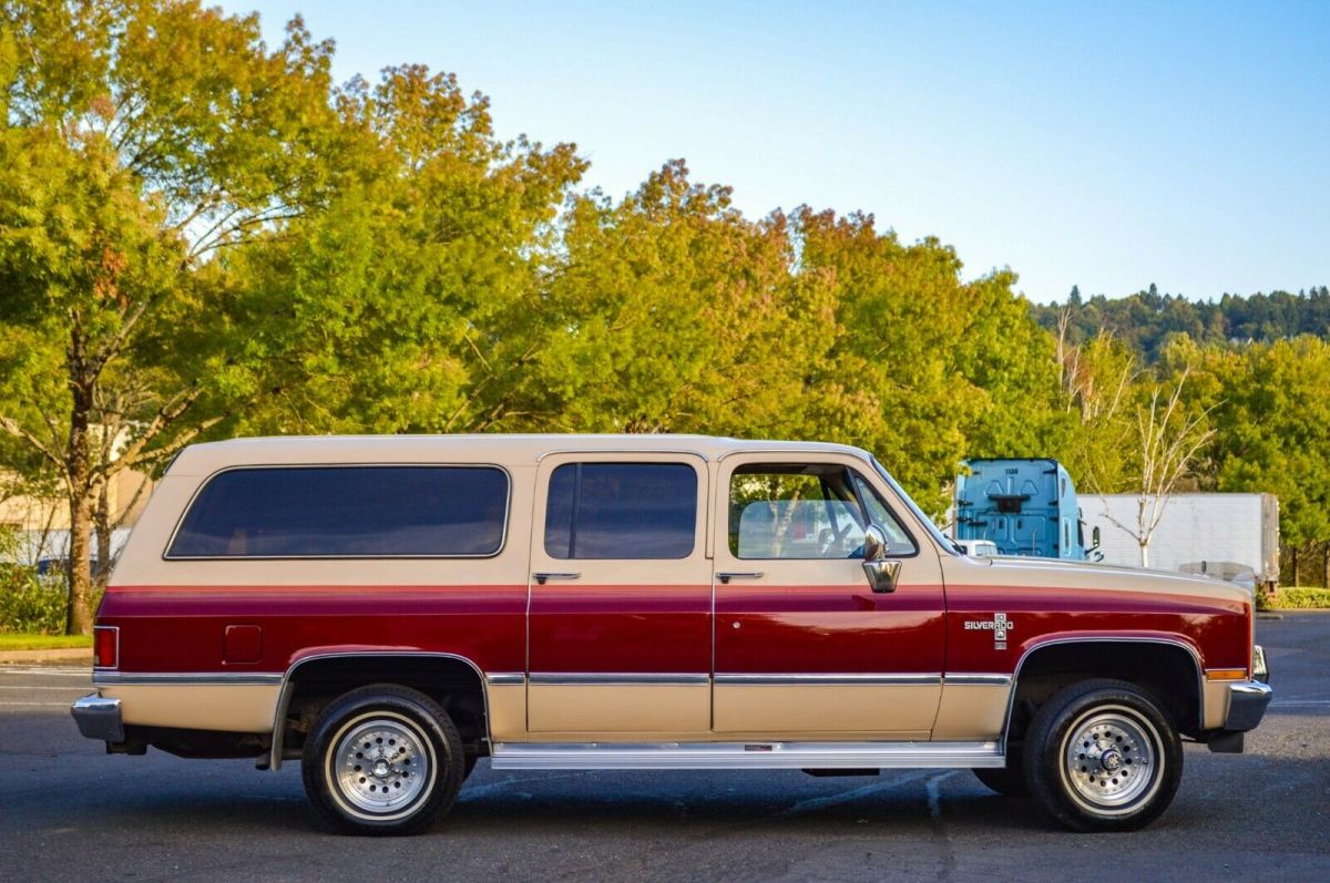 1985 Chevrolet Suburban ~ 4X4 ~ 85K MILES - photo 7
