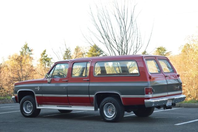 1985 Chevrolet Suburban - photo 4