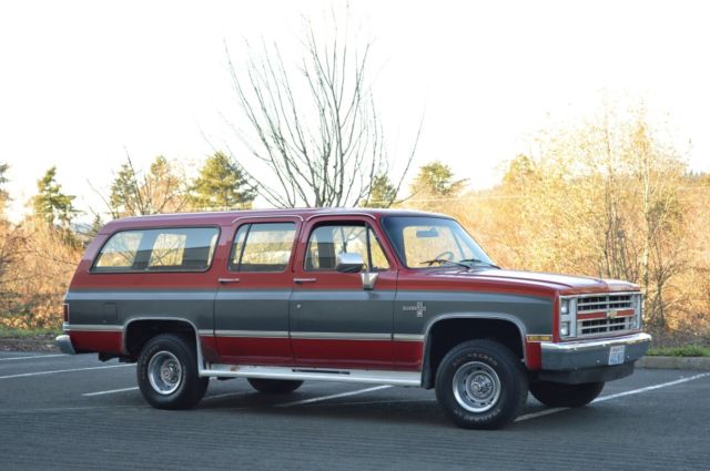 1985 Chevrolet Suburban - photo 9