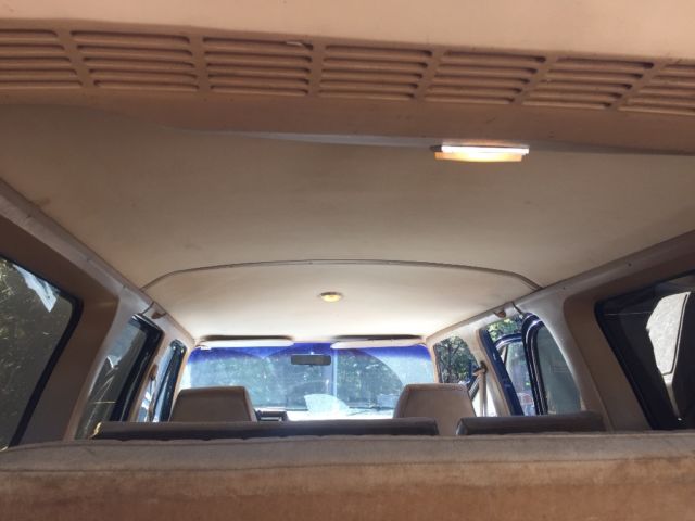 1985 Chevrolet Suburban K2500 - photo 12