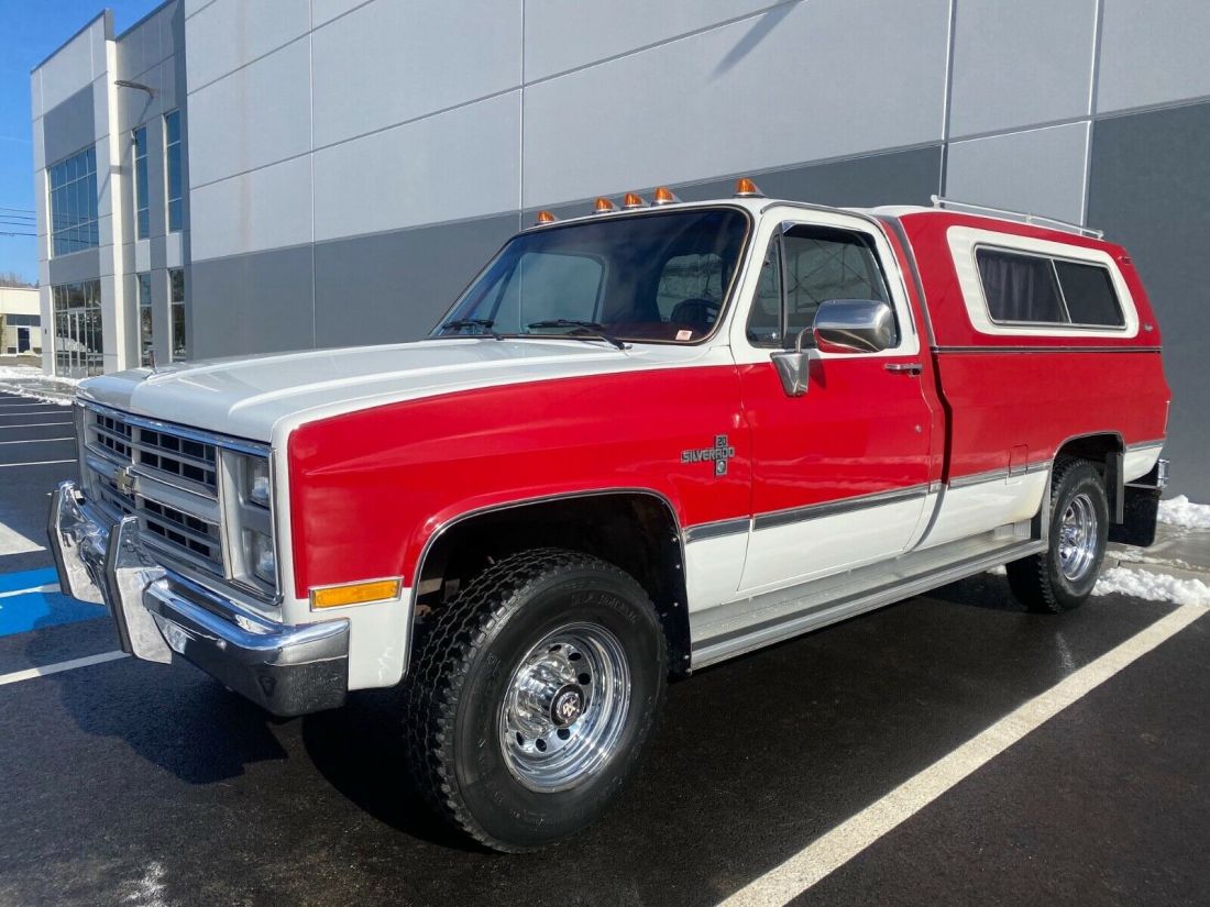 1985 Chevy Truck Silverado K20 3/4 Ton 4X4 ONLY 39,225 MILES NO RUST NO RESERVE 1985 Chevrolet C/K Pickup 2500 ONLY 39,225 ACTUAL MILES ONE FAMILY OWNED K20 4X4
