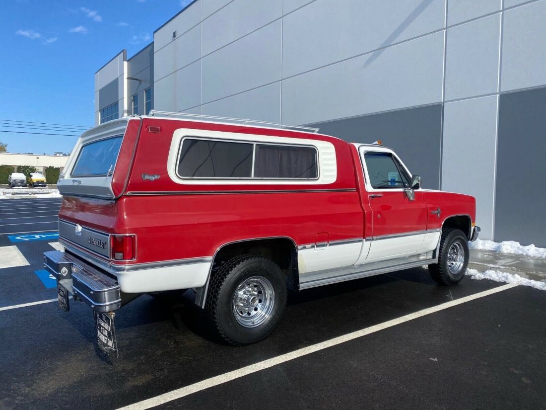 1985 Chevrolet C/K Pickup 2500 ONLY 39,225 ACTUAL MILES ONE FAMILY OWNED K20 4X4 - photo 6