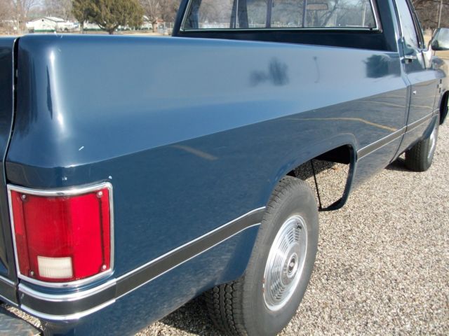 1985 Chevrolet C/K Pickup 1500 Scottsdale - photo 6