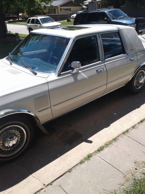 1985 Chrysler New Yorker - photo 12