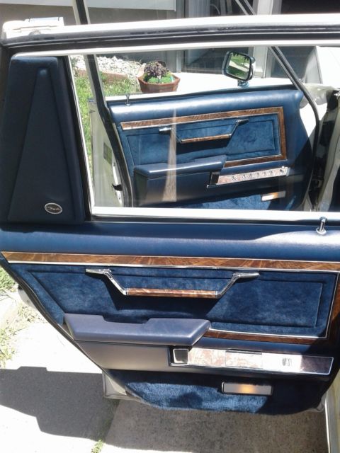 1985 Chrysler New Yorker - photo 8