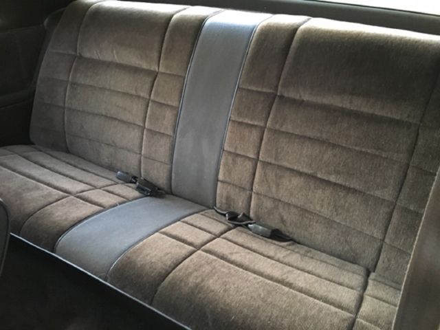 1985 Chrysler LeBaron - photo 10
