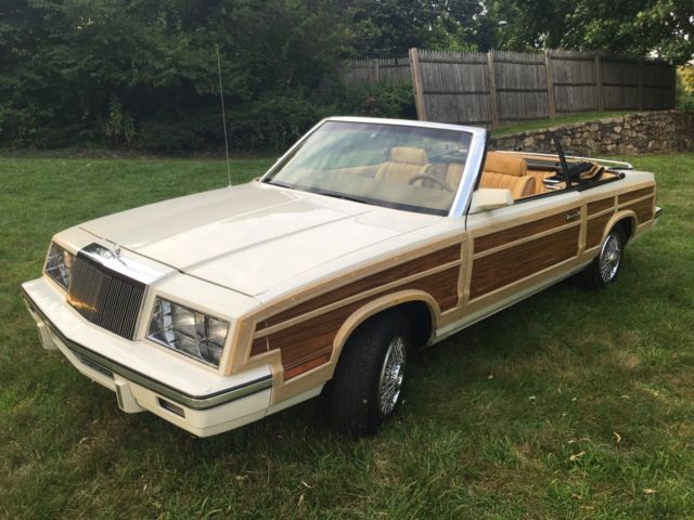 1985 Chrysler LeBaron Convertible 44807 Original Miles. Excellent Condition 1985 Chrysler LeBaron wood