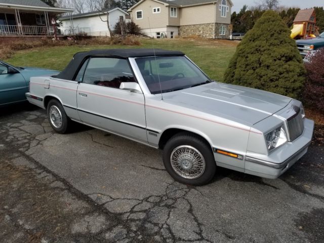 1985 Chrysler LeBaron Convertible - photo 10