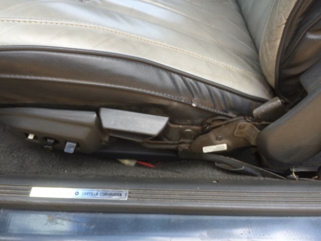 1985 Chrysler LeBaron - photo 9