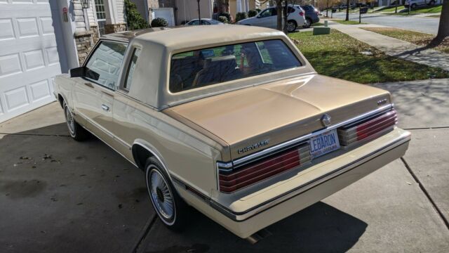 1985 Chrysler LeBaron Mark Cross package - photo 6