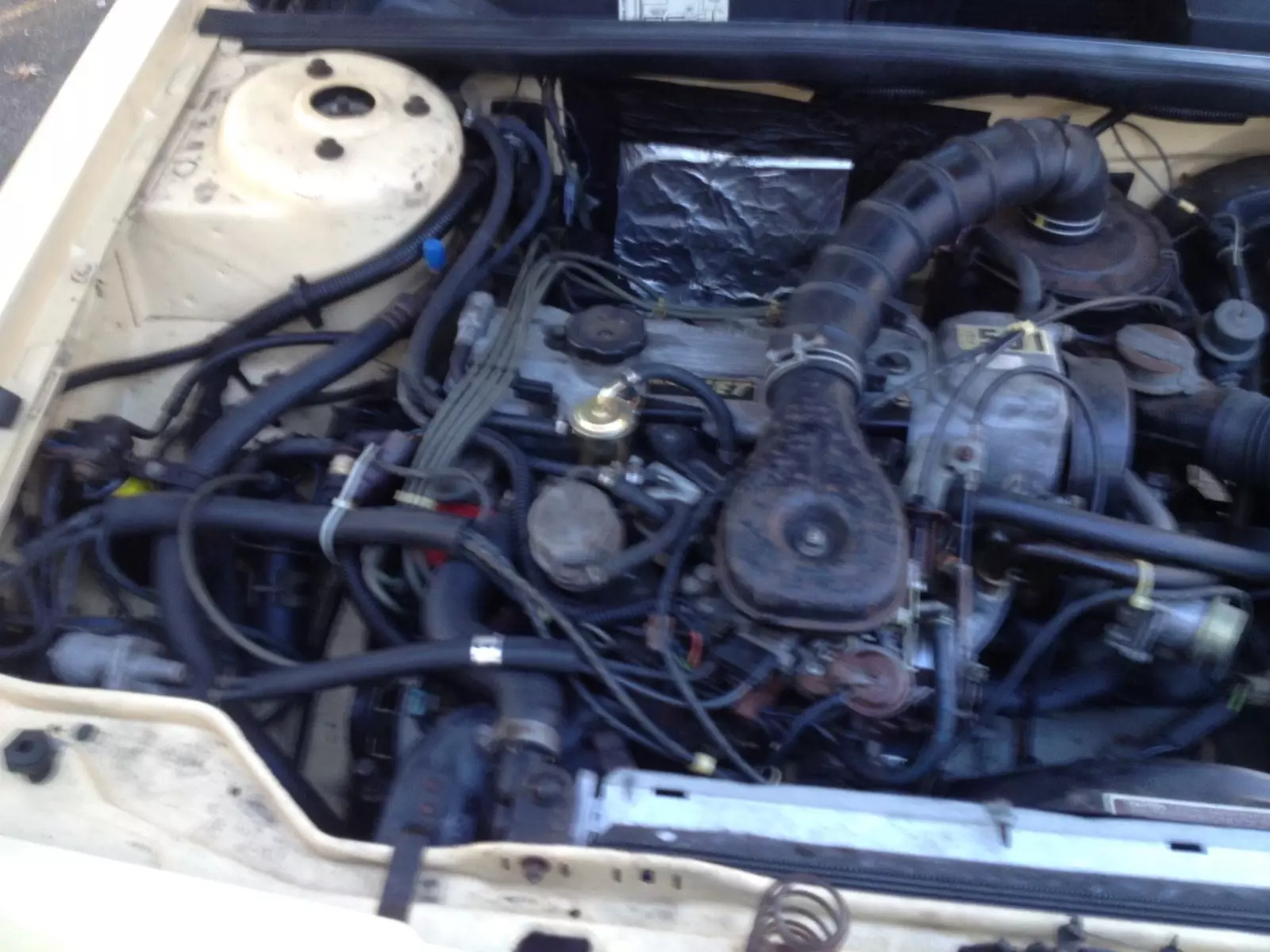 1985 Chrysler LeBaron - photo 2