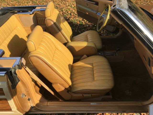 1985 Chrysler LeBaron Woody - photo 6