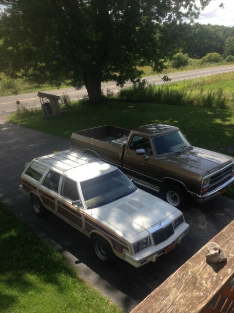 1985 Chrysler LeBaron Wood - photo 2