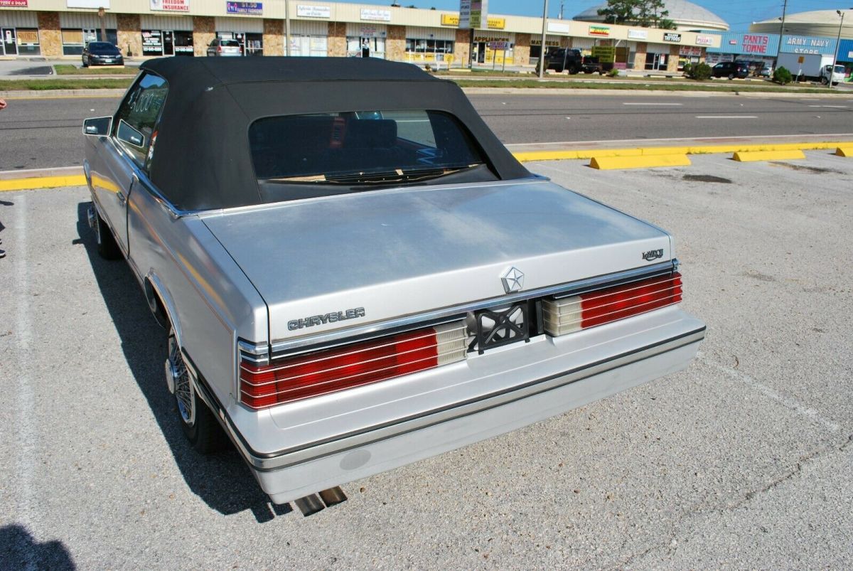 1985 Chrysler LeBaron - photo 3