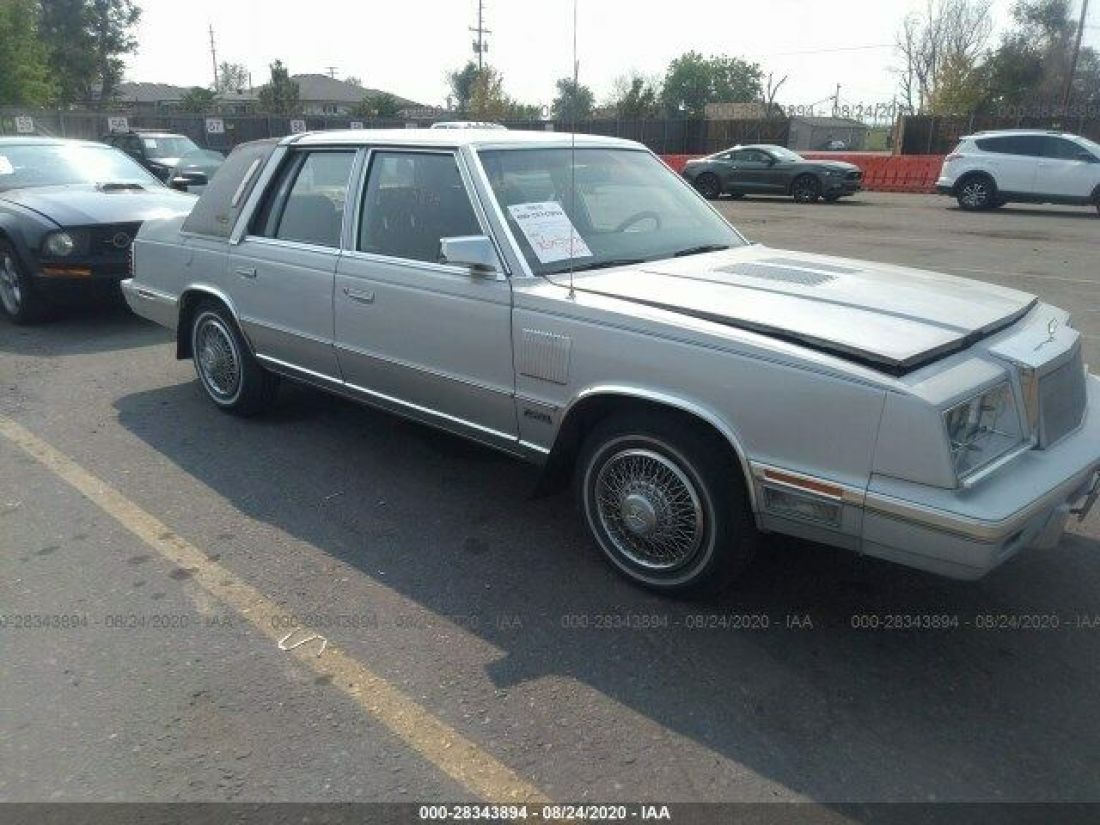 1985 Chrysler New Yorker Base 4dr Sedan