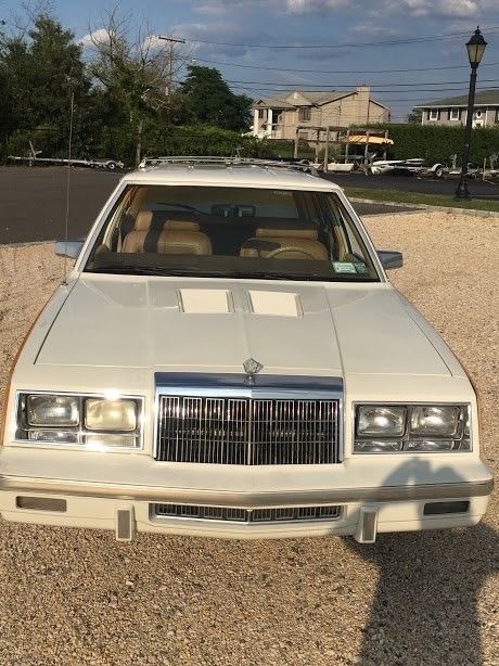 1985 Chrysler Town & Country LeBaron - photo 4