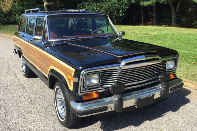 1985 Classic Wagoneer was restored at "Wagonmaster" 1985 Jeep Wagoneer
