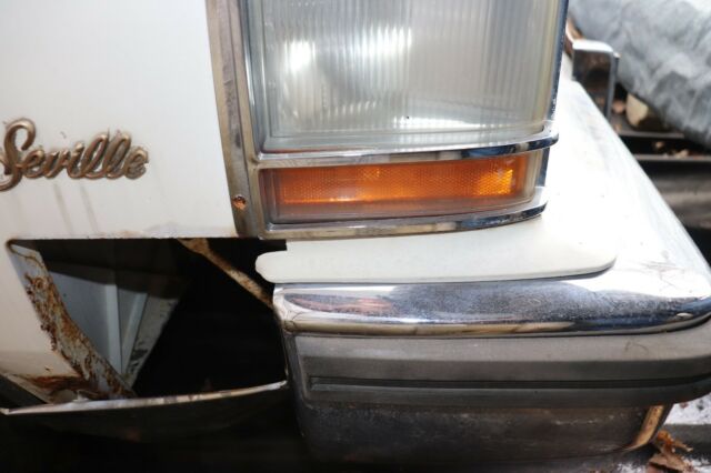 1985 Cadillac Seville - photo 8