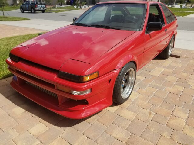 1985 Toyota Corolla GT-S - photo 2