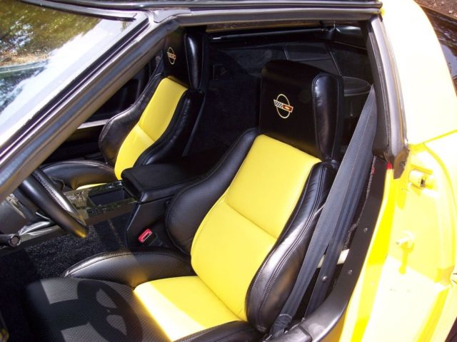 1985 Chevrolet Corvette Yellow - photo 4