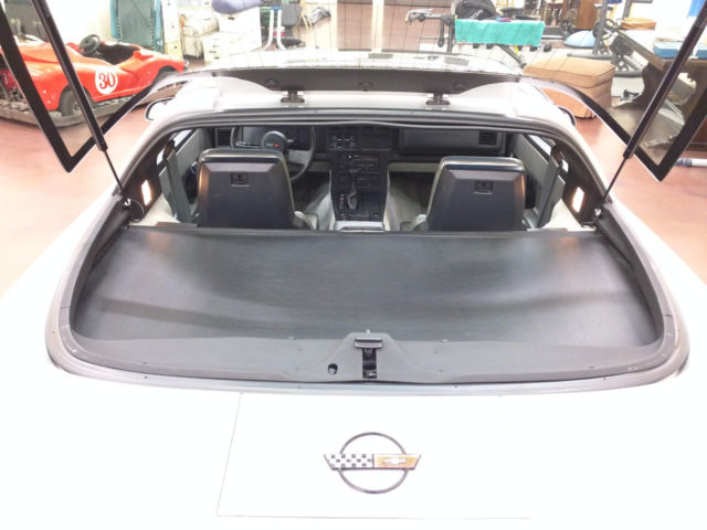 1985 Chevrolet Corvette - photo 10