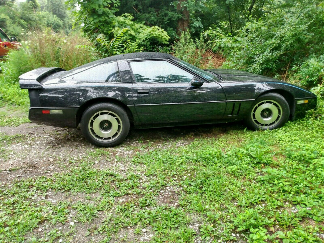 1985 Chevrolet Corvette - photo 3