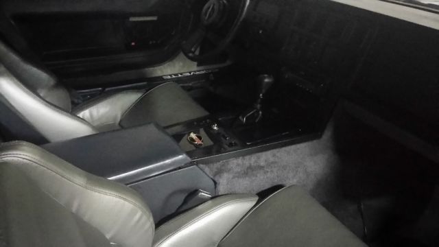 1985 Chevrolet Corvette - photo 9