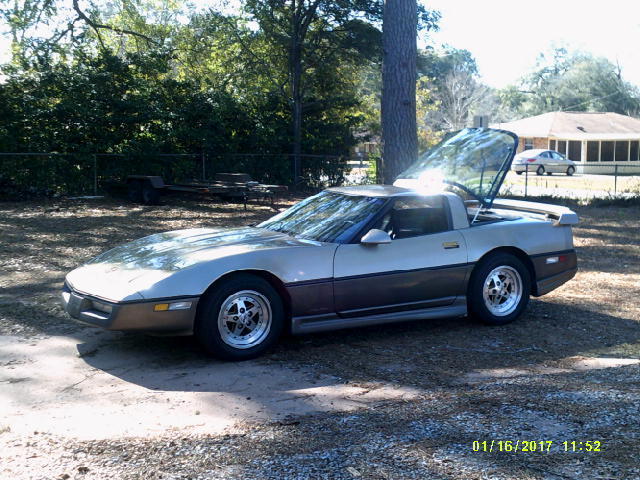 1985 Chevrolet Corvette C4 Z51 - photo 2
